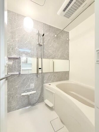 La Perla Yotsuyaの物件内観写真